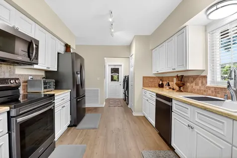 10260 Greentrail Drive Boynton Beach FL 33436