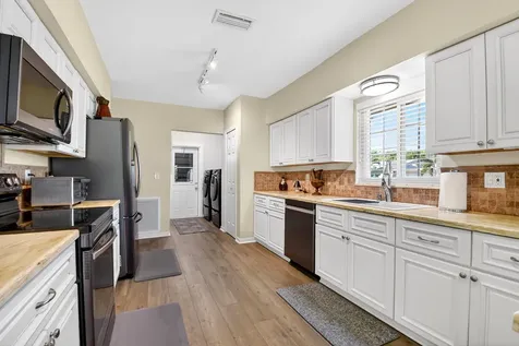 10260 Greentrail Drive Boynton Beach FL 33436