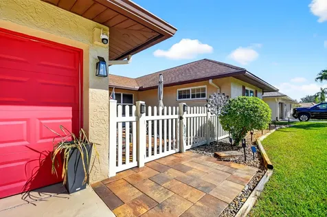 10260 Greentrail Drive Boynton Beach FL 33436