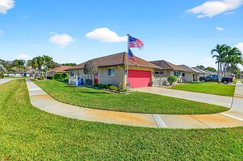 10260 Greentrail Drive Boynton Beach FL 33436