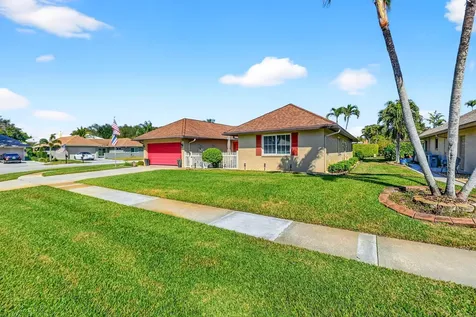 10260 Greentrail Drive Boynton Beach FL 33436