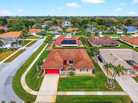 10260 Greentrail Drive Boynton Beach FL 33436