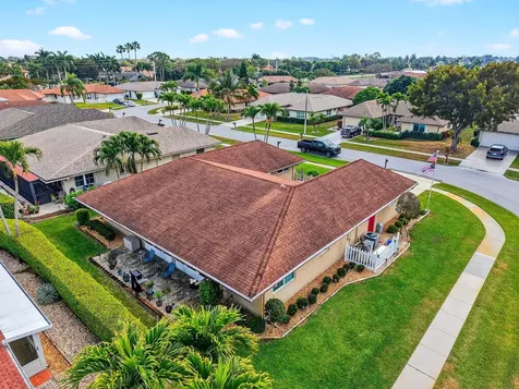 10260 Greentrail Drive Boynton Beach FL 33436