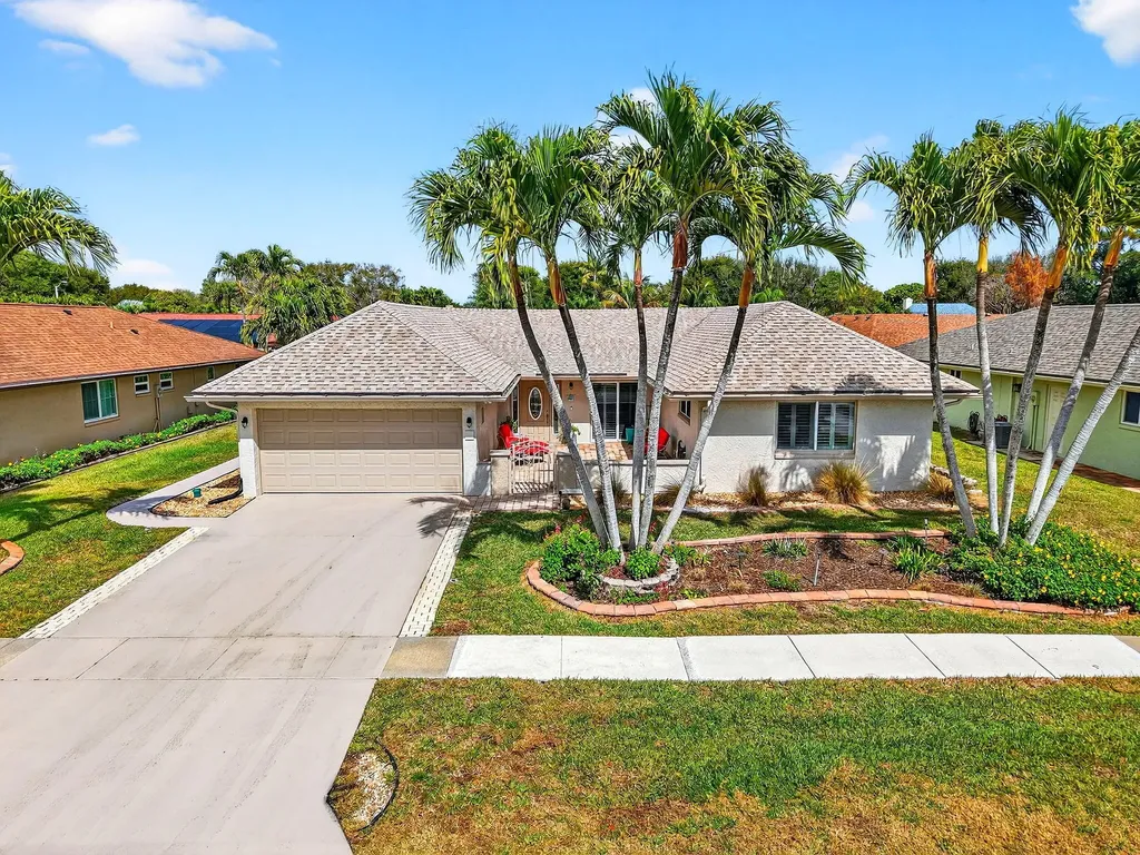 10265 Greentrail Drive Boynton Beach FL 33436