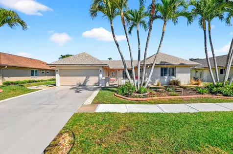 10265 Greentrail Drive Boynton Beach FL 33436