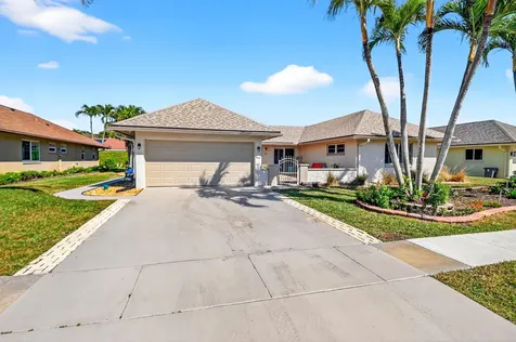 10265 Greentrail Drive Boynton Beach FL 33436