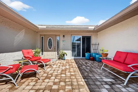10265 Greentrail Drive Boynton Beach FL 33436