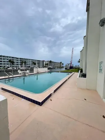 125 Shore Court North Palm Beach FL 33408