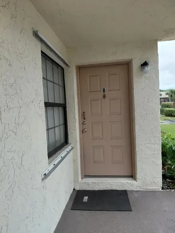 4225 S 57th Avenue Greenacres FL 33463