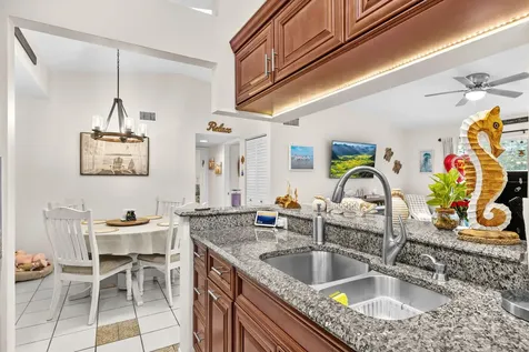 2502 SE Anchorage Cove Port Saint Lucie FL 34952