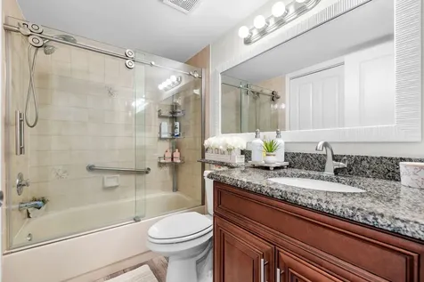 2502 SE Anchorage Cove Port Saint Lucie FL 34952