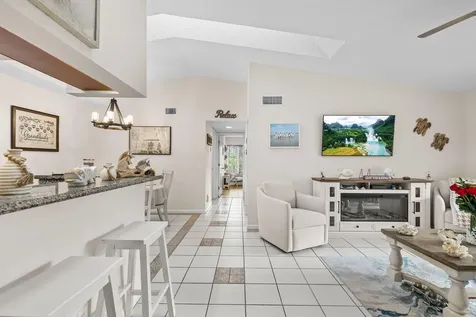 2502 SE Anchorage Cove Port Saint Lucie FL 34952