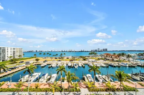 220 Lake Shore Drive Lake Park FL 33403