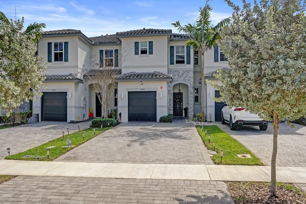 11966 Nw 47th Manor Coral Springs FL 33076