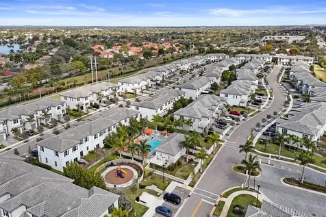 11966 Nw 47th Manor Coral Springs FL 33076