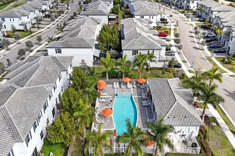 11966 Nw 47th Manor Coral Springs FL 33076