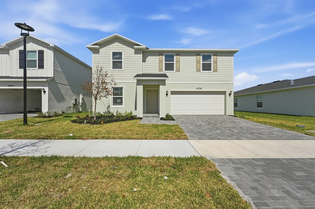 10739 NW Moon Rise Lane Port Saint Lucie FL 34987