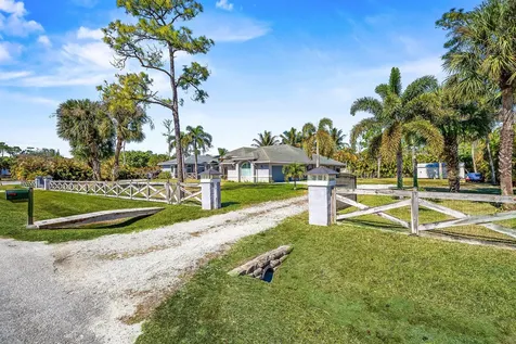 15929 86th Road Loxahatchee FL 33470