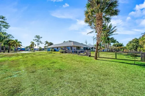 15929 86th Road Loxahatchee FL 33470