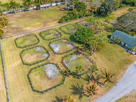 1230 F Road Loxahatchee Groves FL 33470