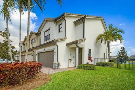 4772 San Fratello Circle Lake Worth FL 33467
