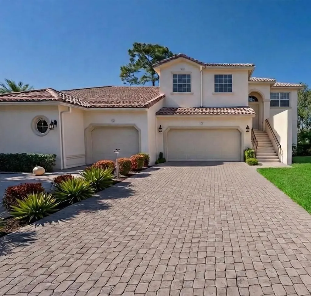 8153 Carnoustie Place Port Saint Lucie FL 34986