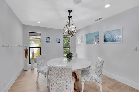 2824 Nw 28th Street Boca Raton FL 33434