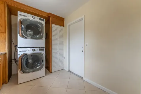425 Palo Alto Drive Palm Springs FL 33461