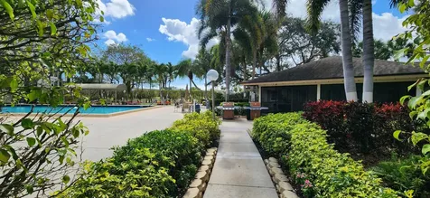 3507 Oaks Way Pompano Beach FL 33069