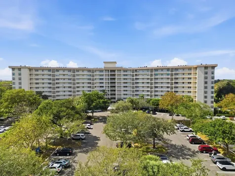 3507 Oaks Way Pompano Beach FL 33069
