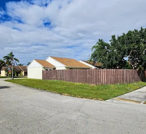 5628 Kimberton Way Lake Worth FL 33463
