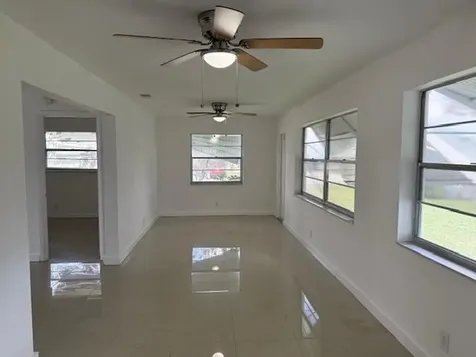 1000 Sw 16th Street Boynton Beach FL 33426