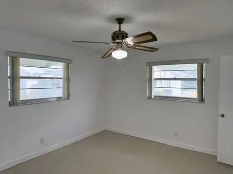 1000 Sw 16th Street Boynton Beach FL 33426