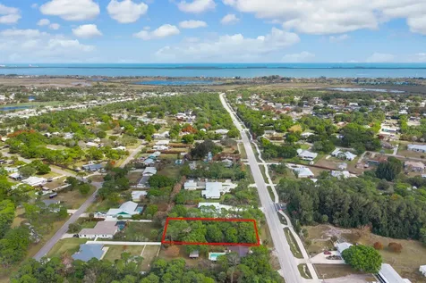 404 E Midway E Road Fort Pierce FL 34982