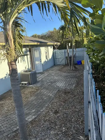 233 W Pine Terrace West Palm Beach FL 33405