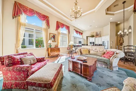 522 Les Jardin Drive Palm Beach Gardens FL 33410