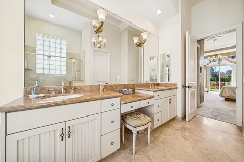 522 Les Jardin Drive Palm Beach Gardens FL 33410