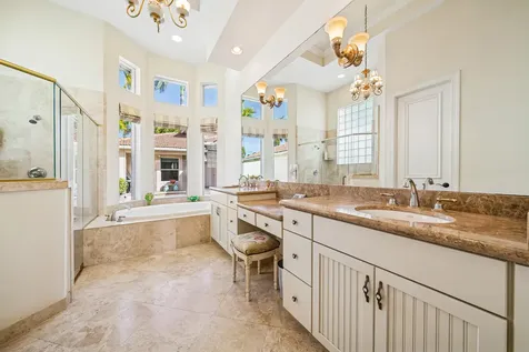 522 Les Jardin Drive Palm Beach Gardens FL 33410