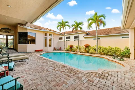 522 Les Jardin Drive Palm Beach Gardens FL 33410