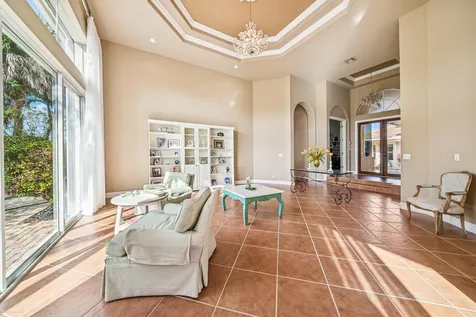522 Les Jardin Drive Palm Beach Gardens FL 33410