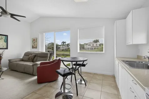 7758 Oak Grove Circle Lake Worth FL 33467