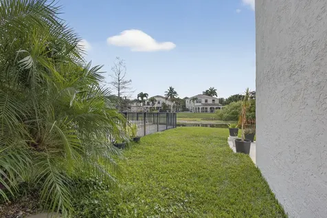 7758 Oak Grove Circle Lake Worth FL 33467