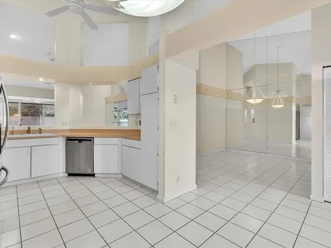 9165 Vineland Court Boca Raton FL 33496