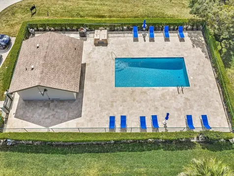 9165 Vineland Court Boca Raton FL 33496