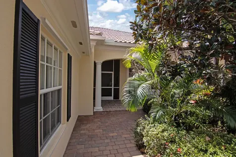 2077 Futana Way Wellington FL 33414