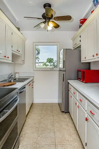 310 Main Boulevard Boynton Beach FL 33435