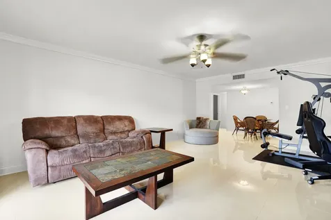 1962 Ne 6th Street Deerfield Beach FL 33441