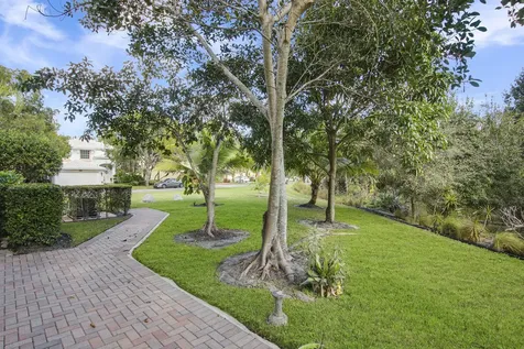 1503 Running Oak Lane Royal Palm Beach FL 33411