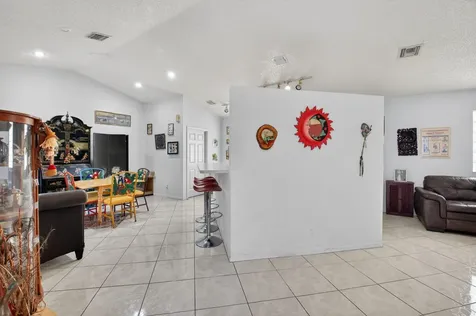 9651 Honeybell Circle Boynton Beach FL 33437