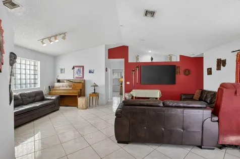9651 Honeybell Circle Boynton Beach FL 33437